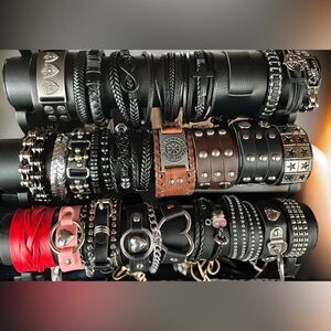 Leather Bracelet Bar l Men’s & Women’s Leather Bracelets l Cuffs l Wraps